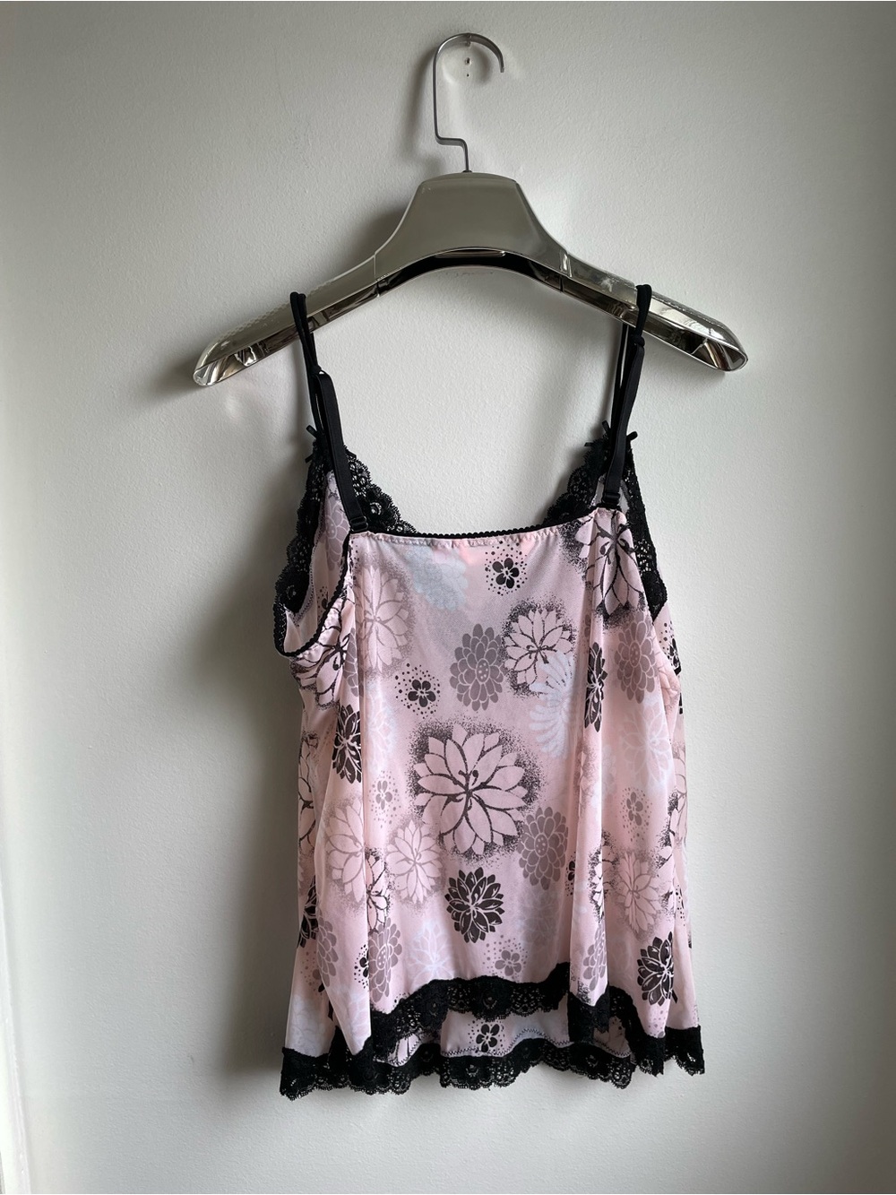 Pink and Black Floral Lace-Trim Cami-La Vie en Rose-size XL - Picture 3 of 8
